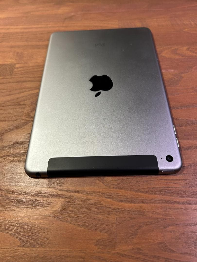 さ*ン様 iPad mini 4 128GB SIMフリー 電池 88.5%