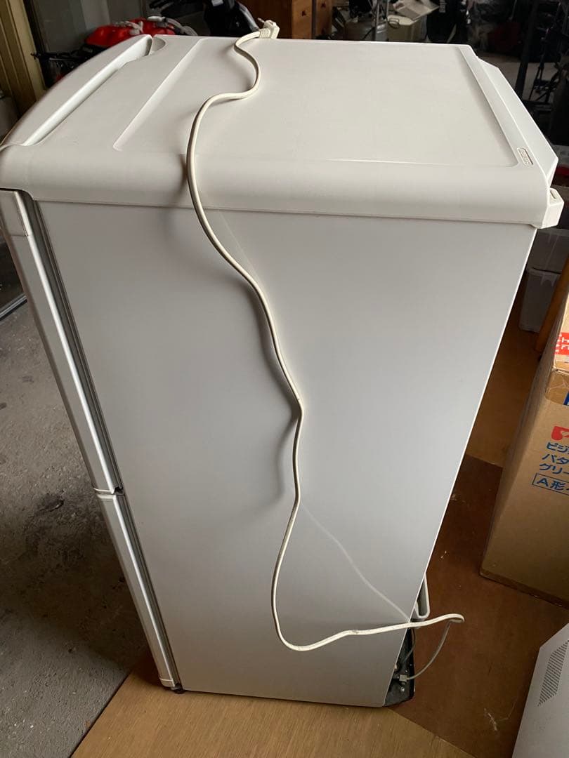 三菱 ノンフロン冷蔵庫 MR-14M-W 136L