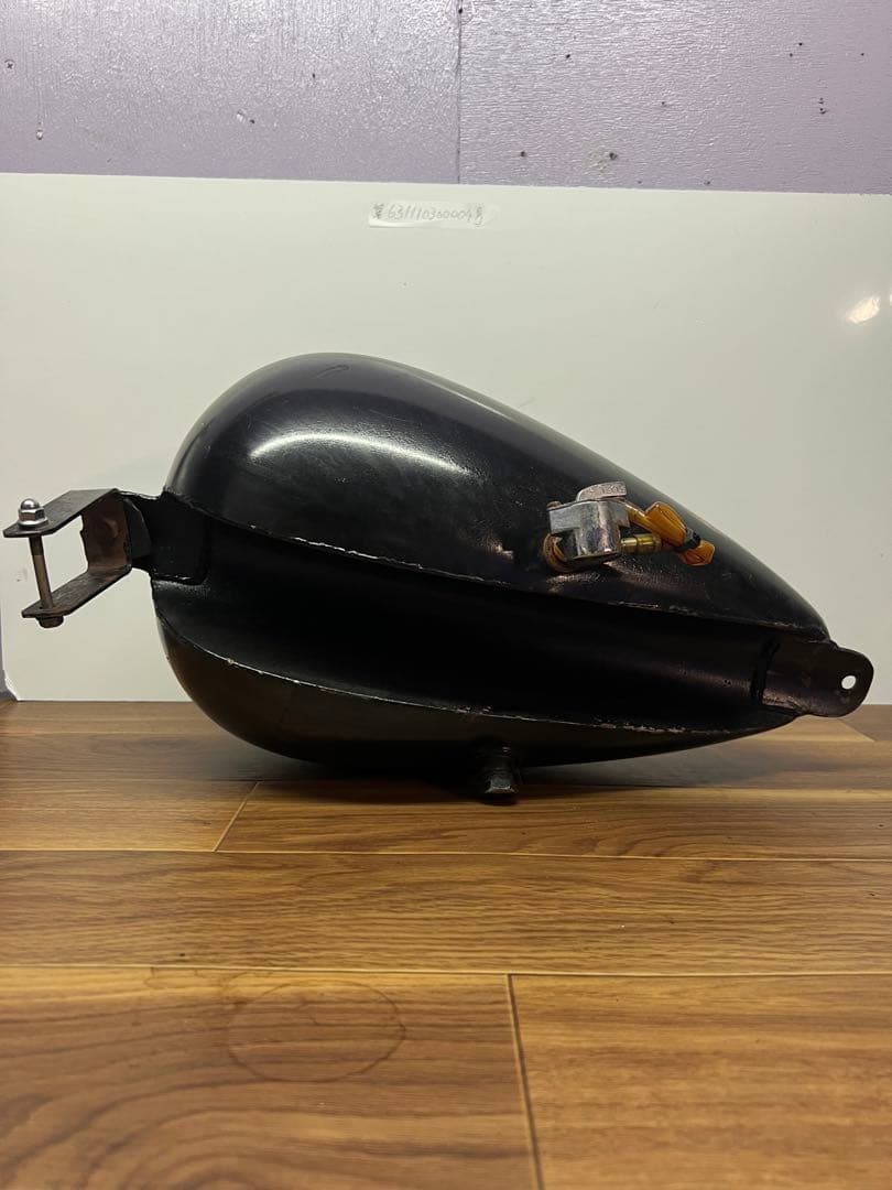【送料込み】ガソリンタンク⭐︎ハーレーなどに