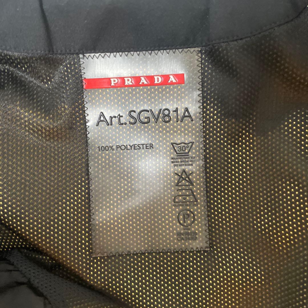 PRADAスポーツ ナイロンベスト ゴアテックス