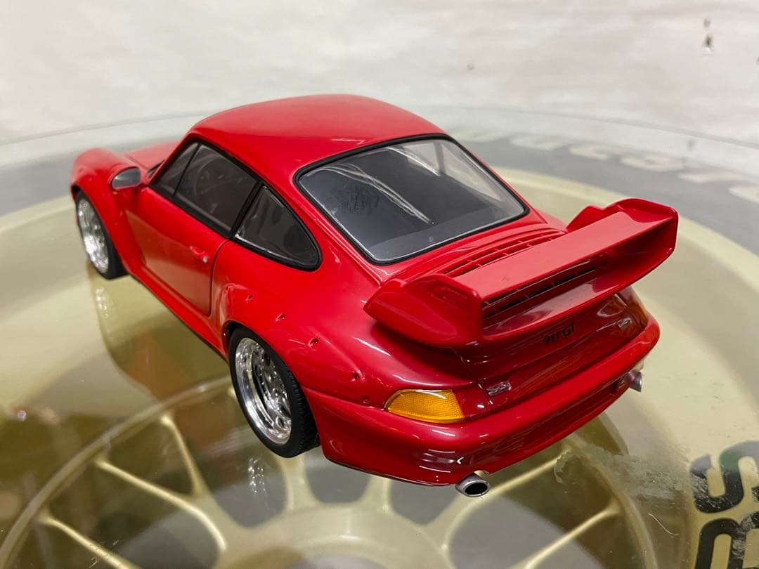 UTモデル　ポルシェ911GT