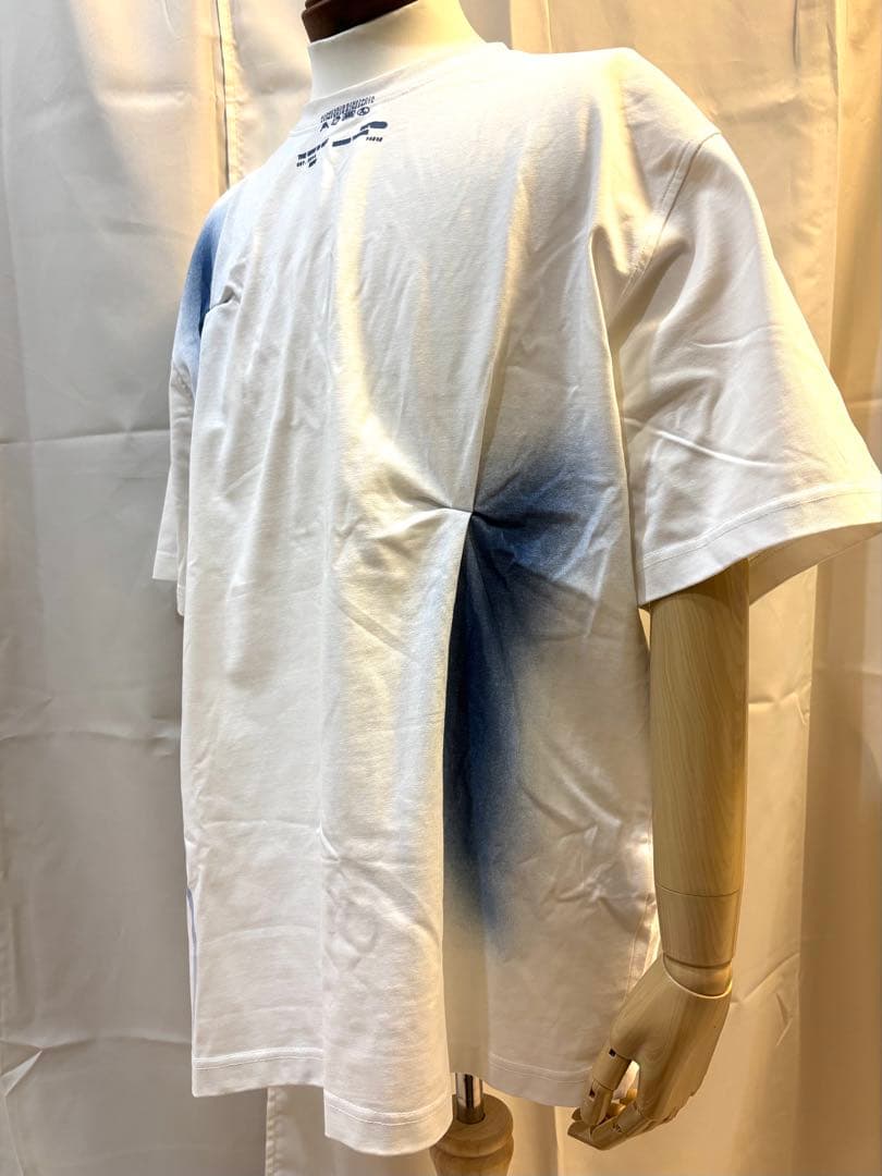 ADER ERROR　Nowia プリントTシャツ ホワイト×ブルー　XLサイズ