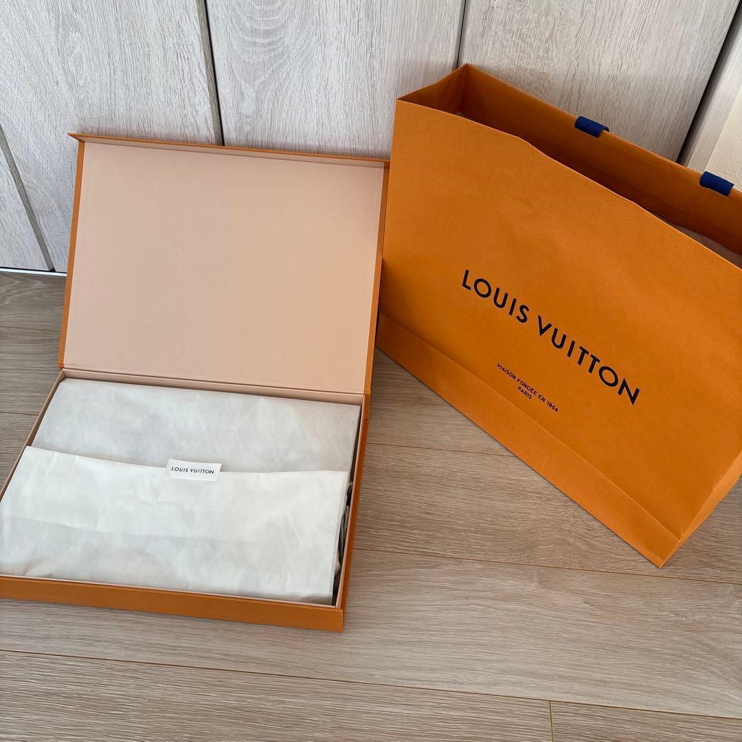 【LOUIS VUITTON美品 】マフラー・レイキャビック グレージュ