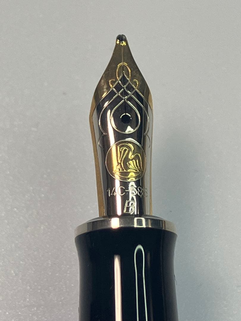 Pelikan ペリカン 特別生産品　M605　黒　B-nib 2012