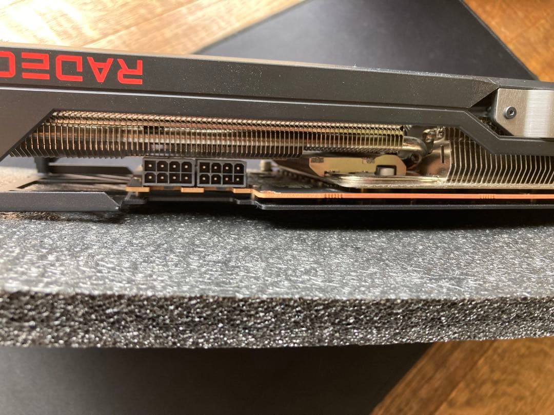 SAPPHIRE Radeon RX 6800 XT 16GB（中古・箱あり）