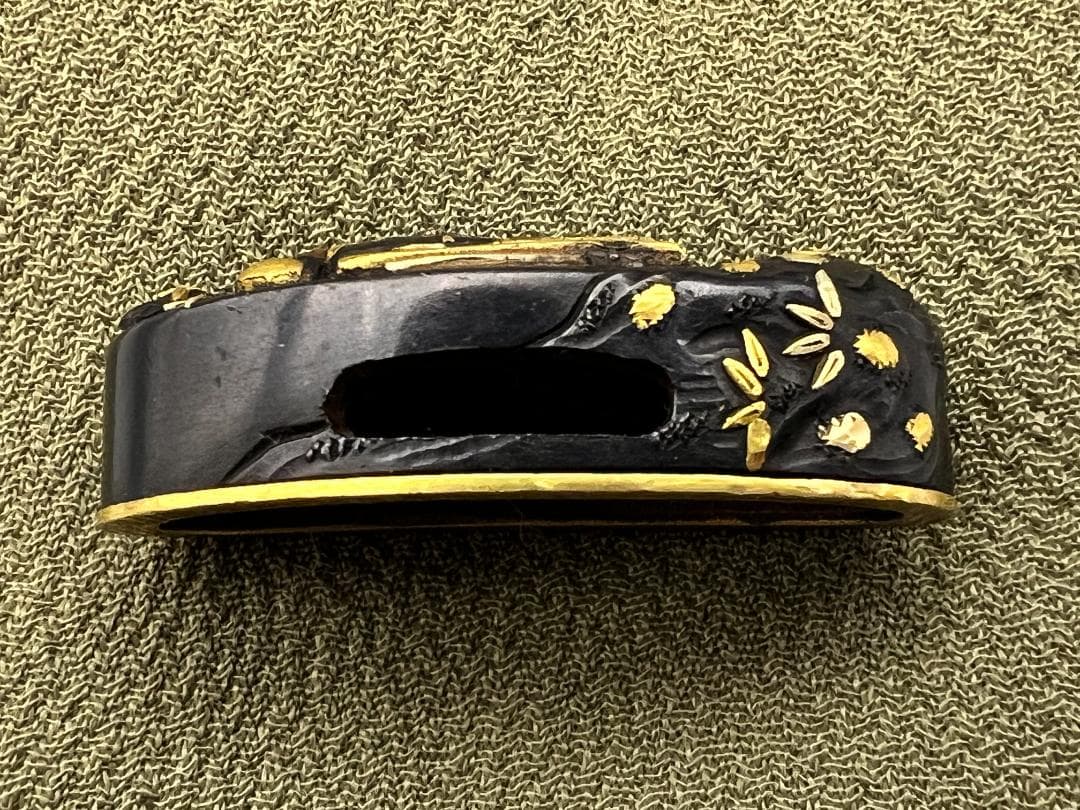 【海】江戸後期屈指名工！浜野矩随！『矩随』在銘 赤銅人物高彫金銀象嵌 縁頭 超絶