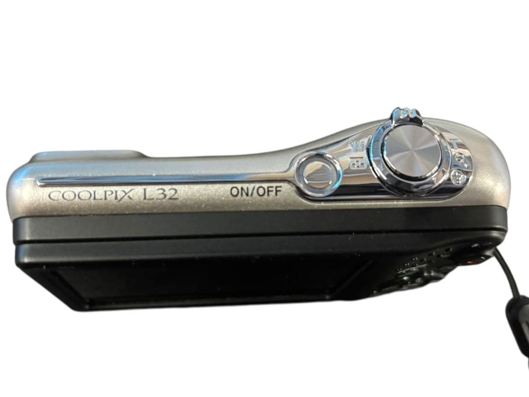 Nikon L32 2010万画素 デジタルカメラ