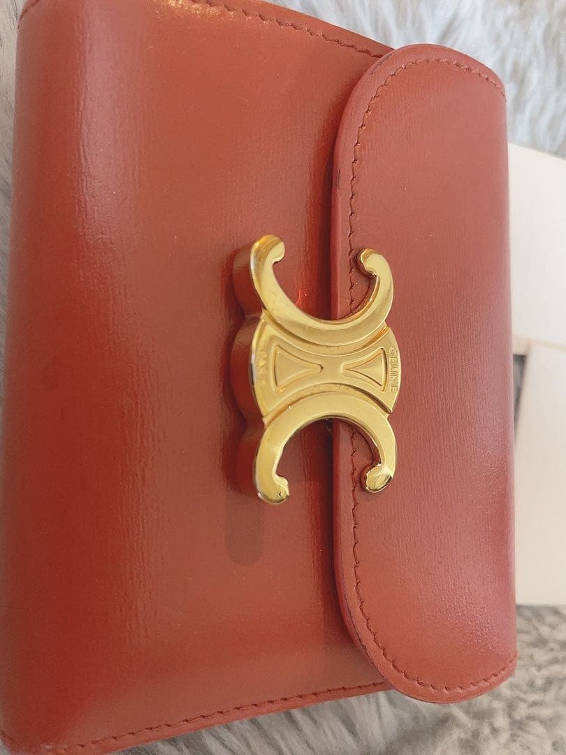 Racine　CELINE 三つ折りトリオンフ財布 テラコッタ色