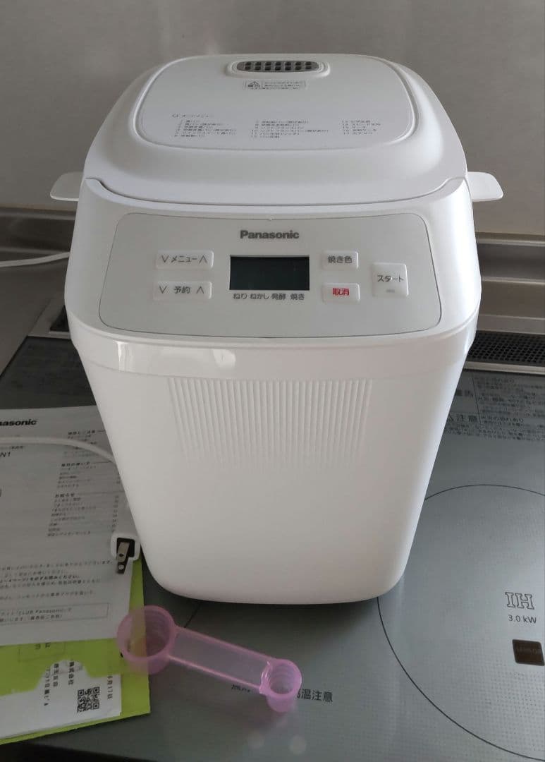 【Panasonic】ホームベーカリー　SD-PN1-W　パナソニック　HB