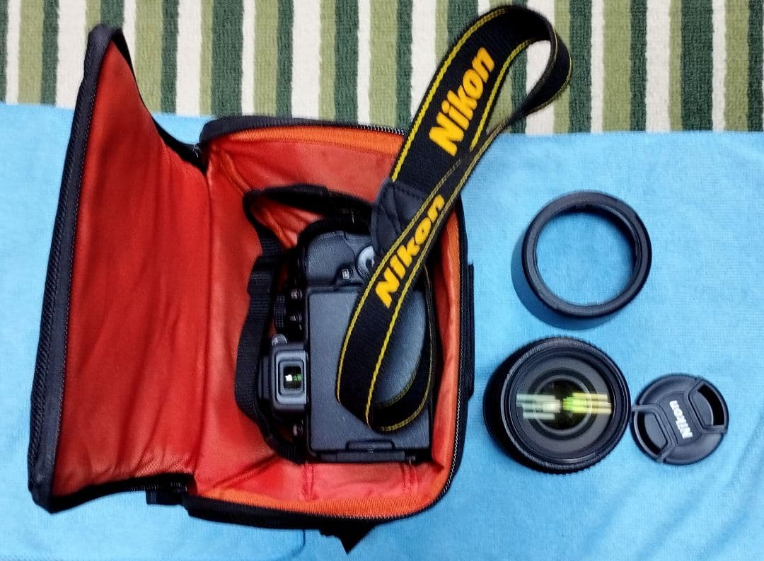 Nikon デジタル一眼レフカメラ（D5300）ズーム望遠セット