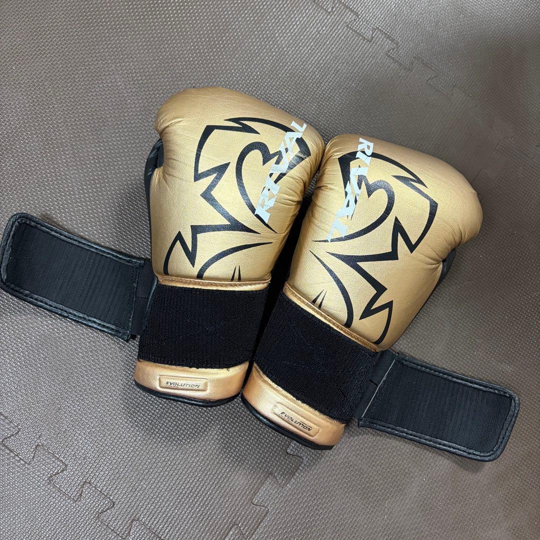 RIZAL EVOLUTION ボクシンググローブ ゴールド/ブラック　14oz