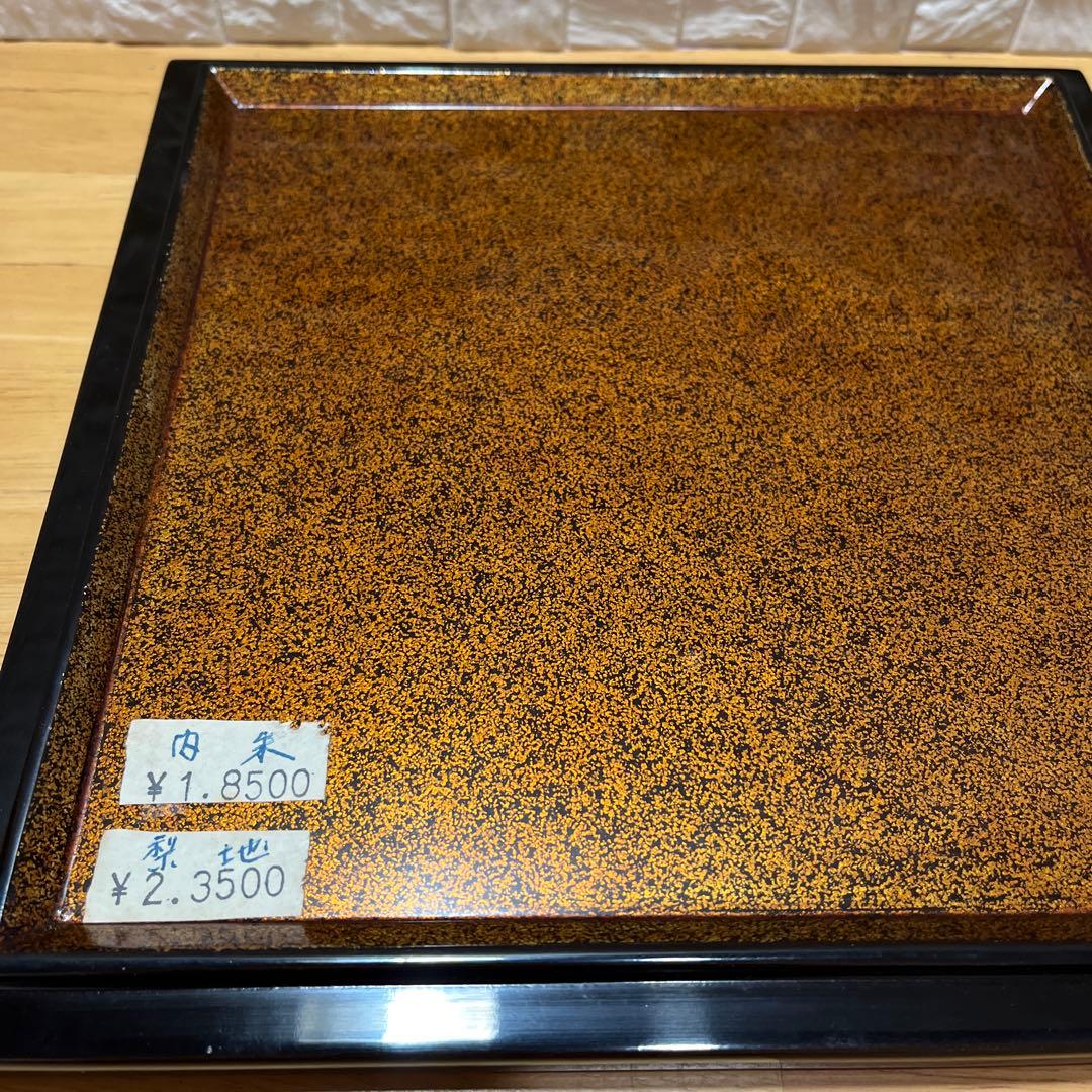 未使用　能登輪島塗　家紋入 黒漆塗り重箱 金色の花紋　丸に横木瓜　特注品