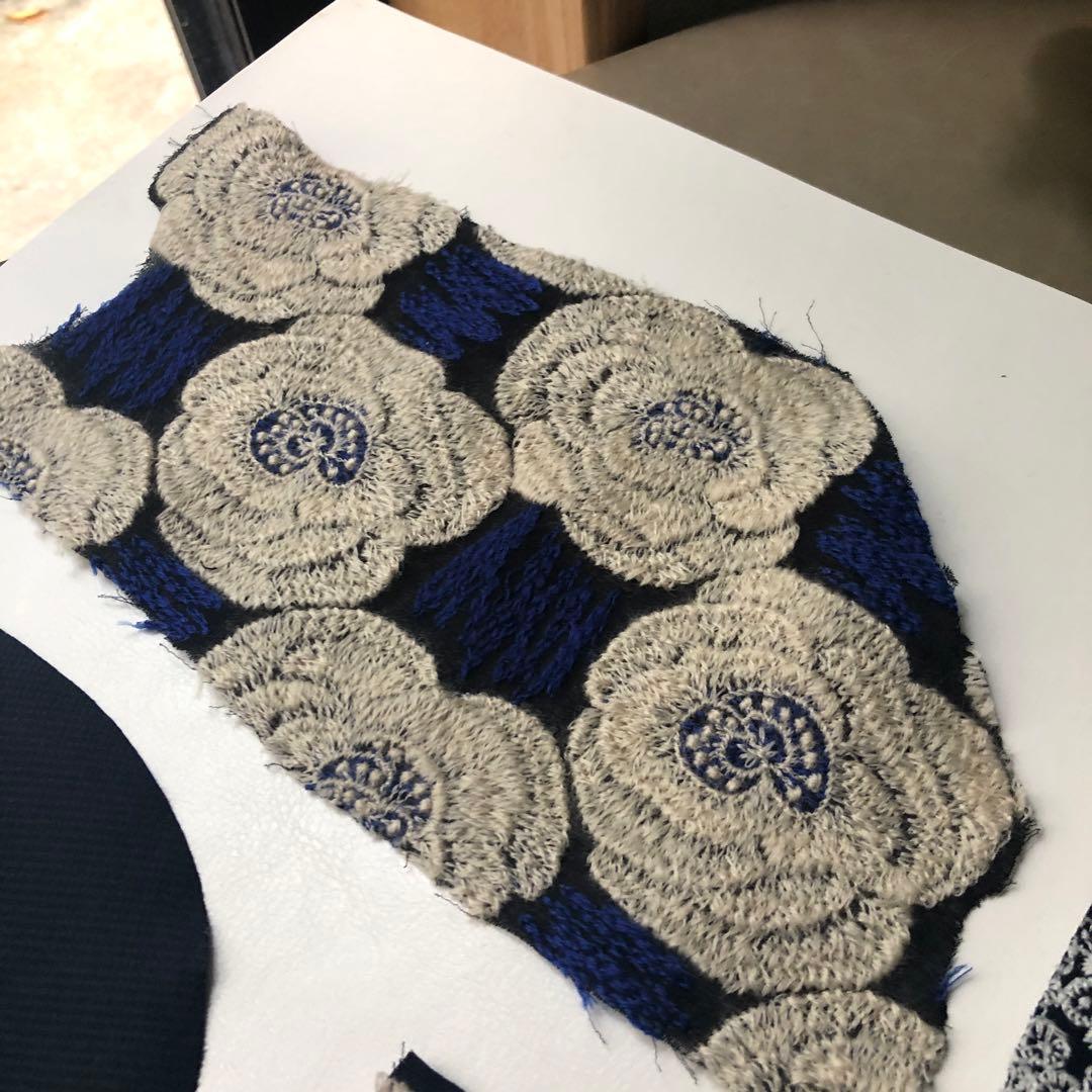 総刺繍柄ハギレ/ミナペルホネン