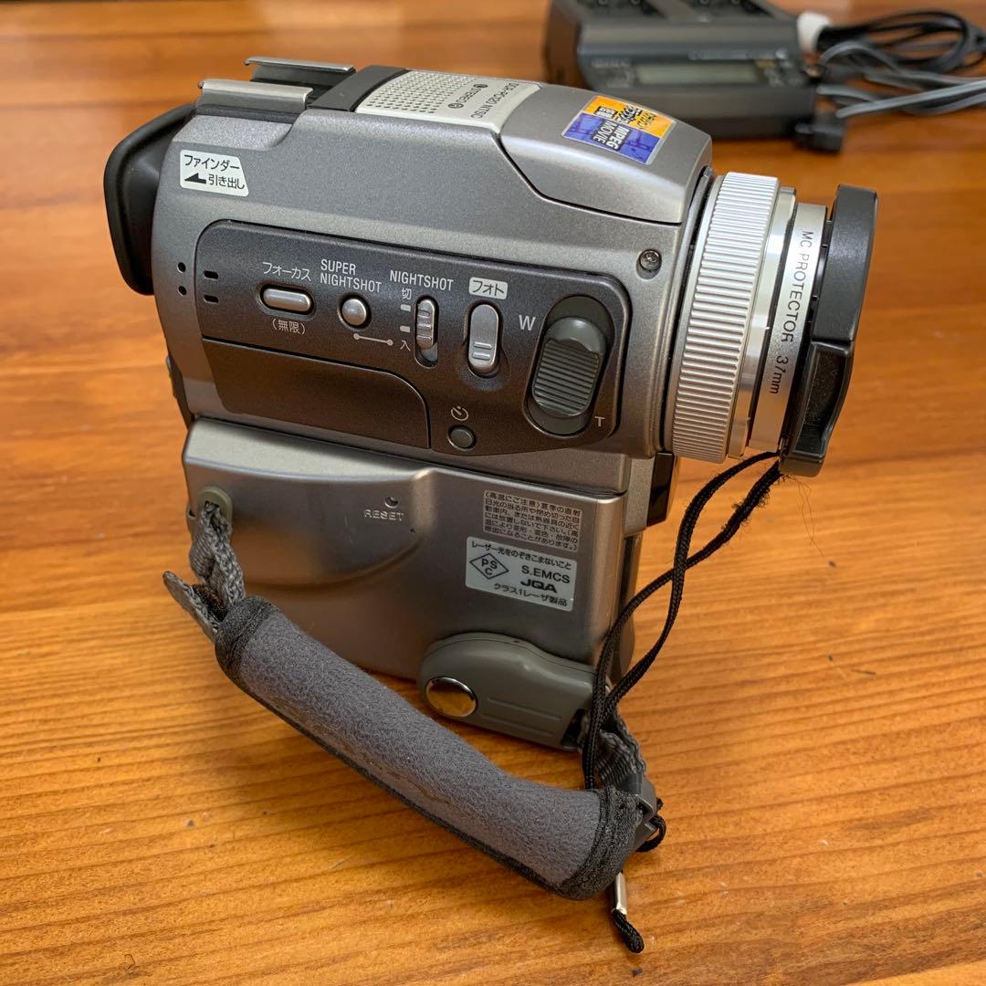 ビデオカメラ SONY Handycam DCR-PC120