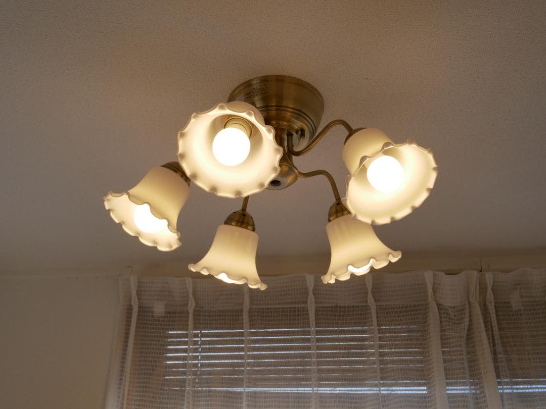 シャンデリア 5灯北欧 フラワーペンダントライト 照明器具 おしゃれ リモコン