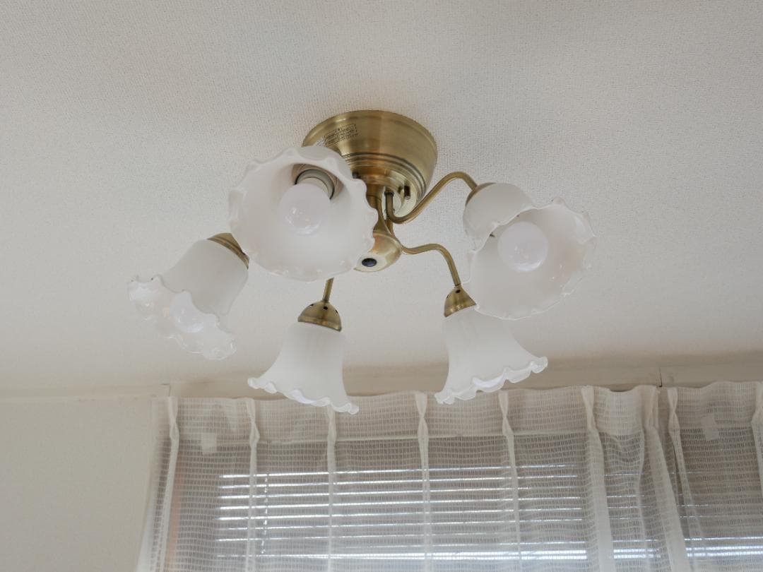 シャンデリア 5灯北欧 フラワーペンダントライト 照明器具 おしゃれ リモコン