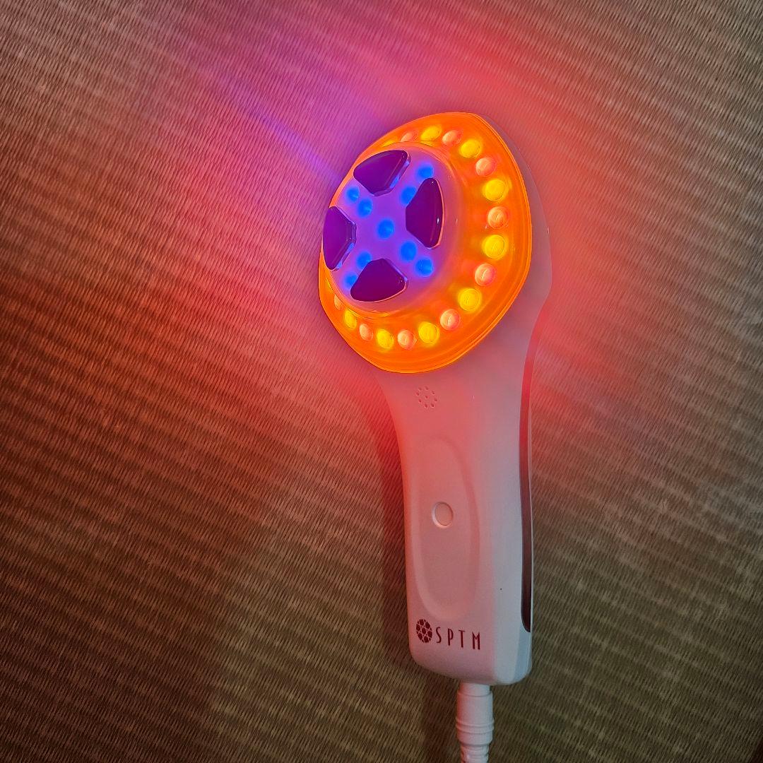 SPTM LED美顔器 ホワイト 充電器付き