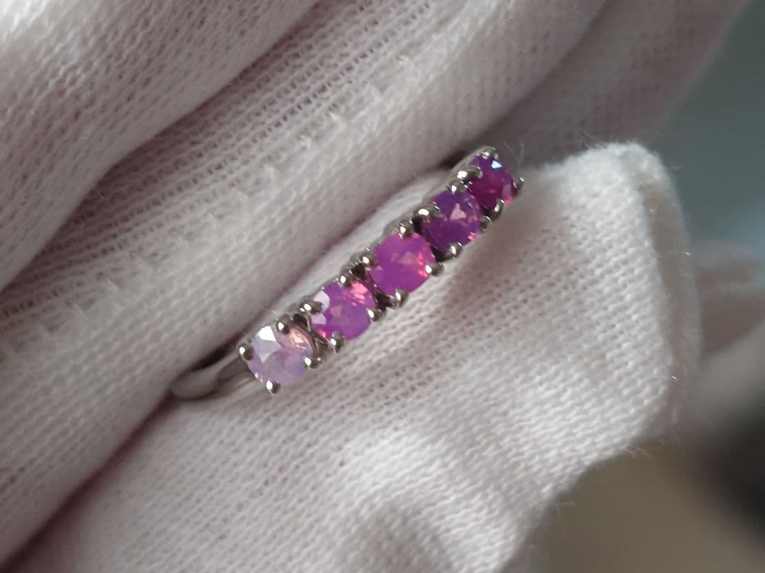 ネココネコ☆【Xmas︎!お値下げ】シルキーサファイア プラチナ リング