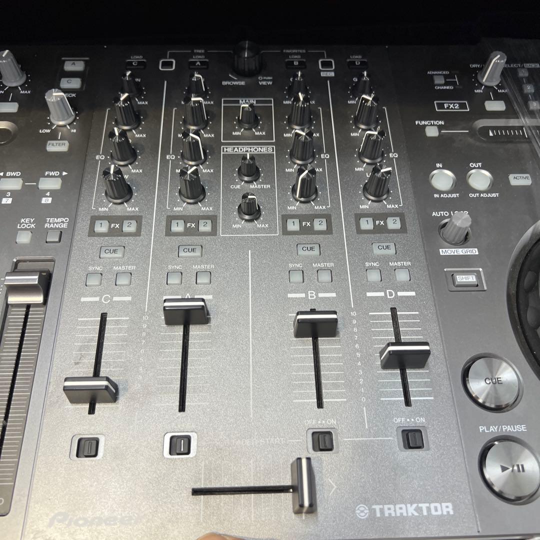 Pioneer DDJ-T1 DJコントローラー