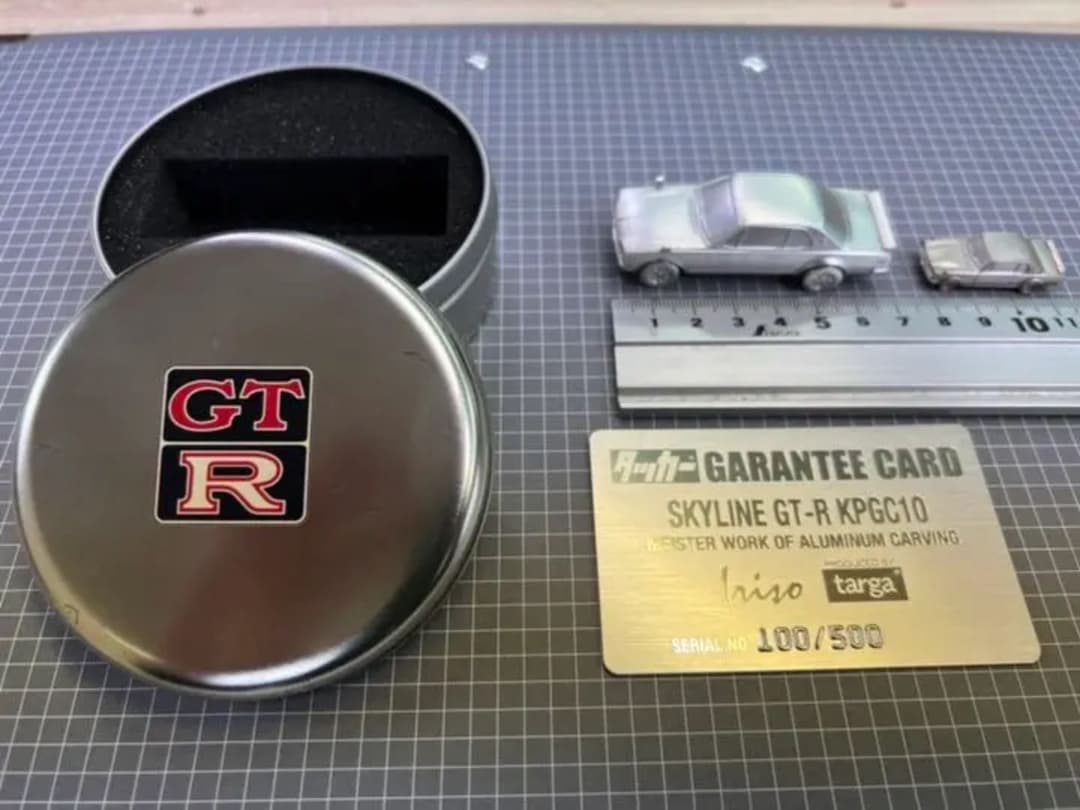 タルガ タッカー アルミ削り出し1/64日産 スカイライン 専用缶ケース入り