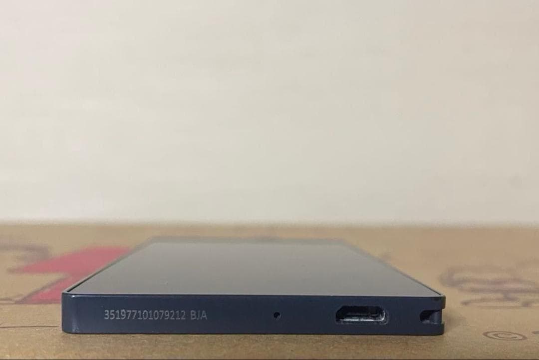 docomo カードケータイ KY-01L SIMロック解除済