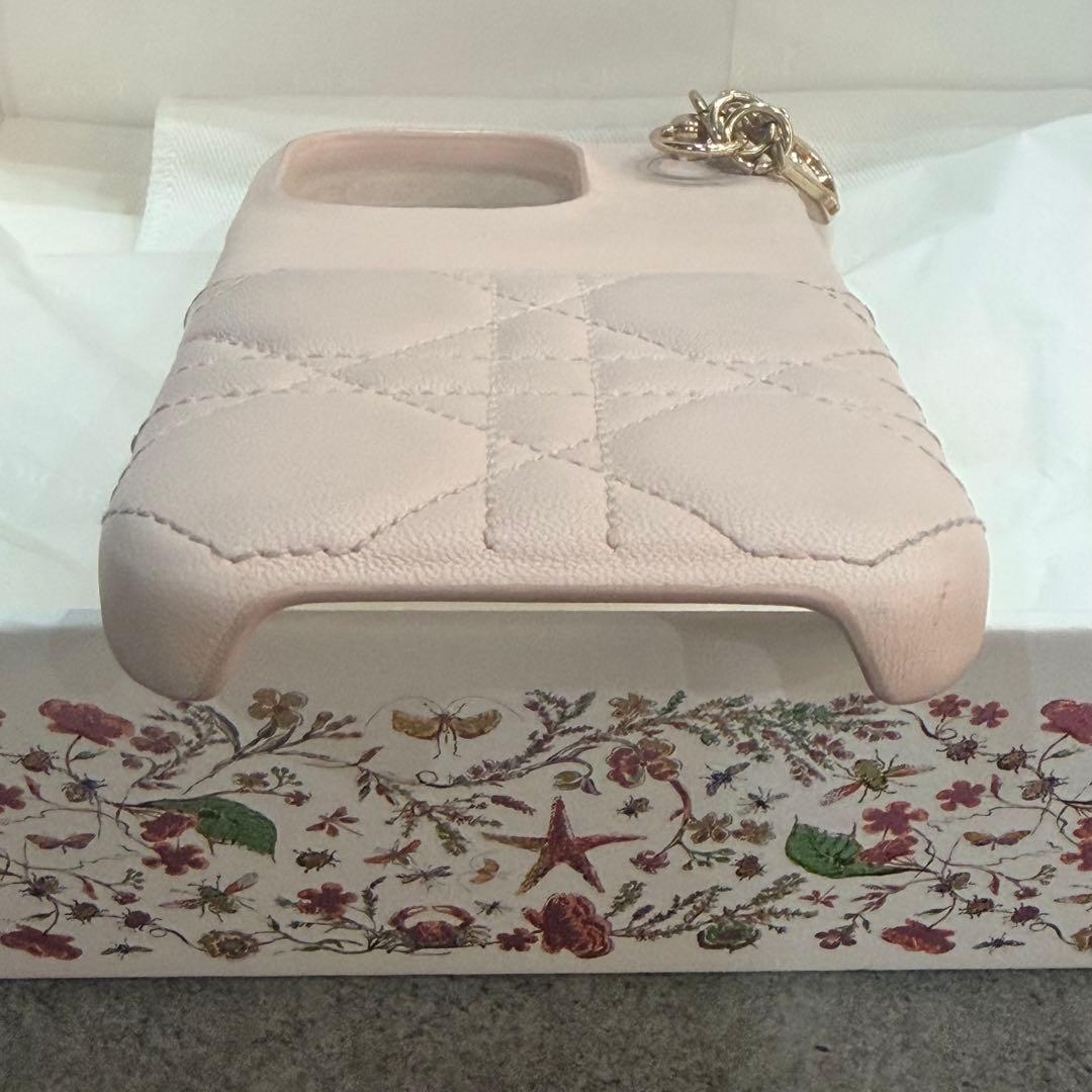 Lady Dior iPhone 16pro ケース　購入証明書あり