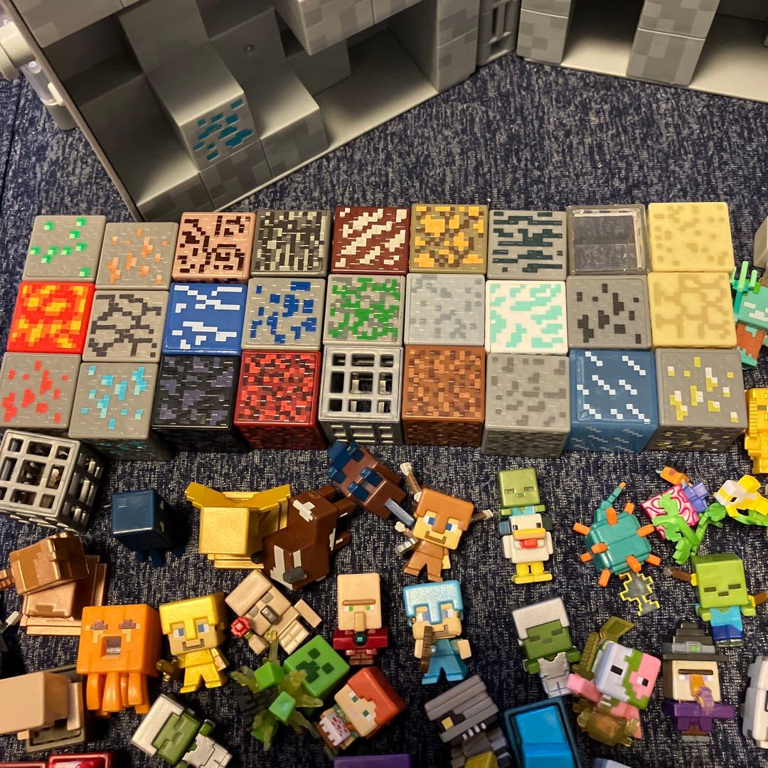 マインクラフト　フィギュア　大量　ケース