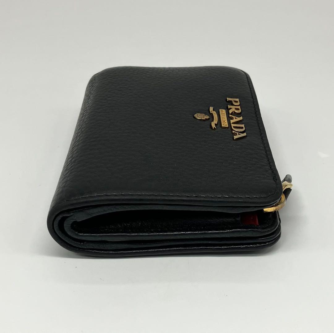 ⭐️ 極美品 PRADA プラダ ダイノ レザー 二つ折り財布 ブラック 鑑定済