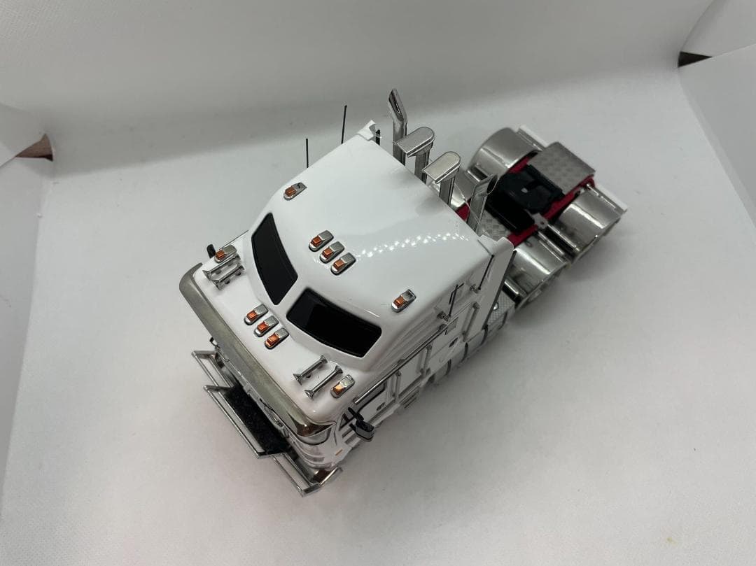 504-007 EXCLUSIVE 1/32 ケンワース K200 ホワイト