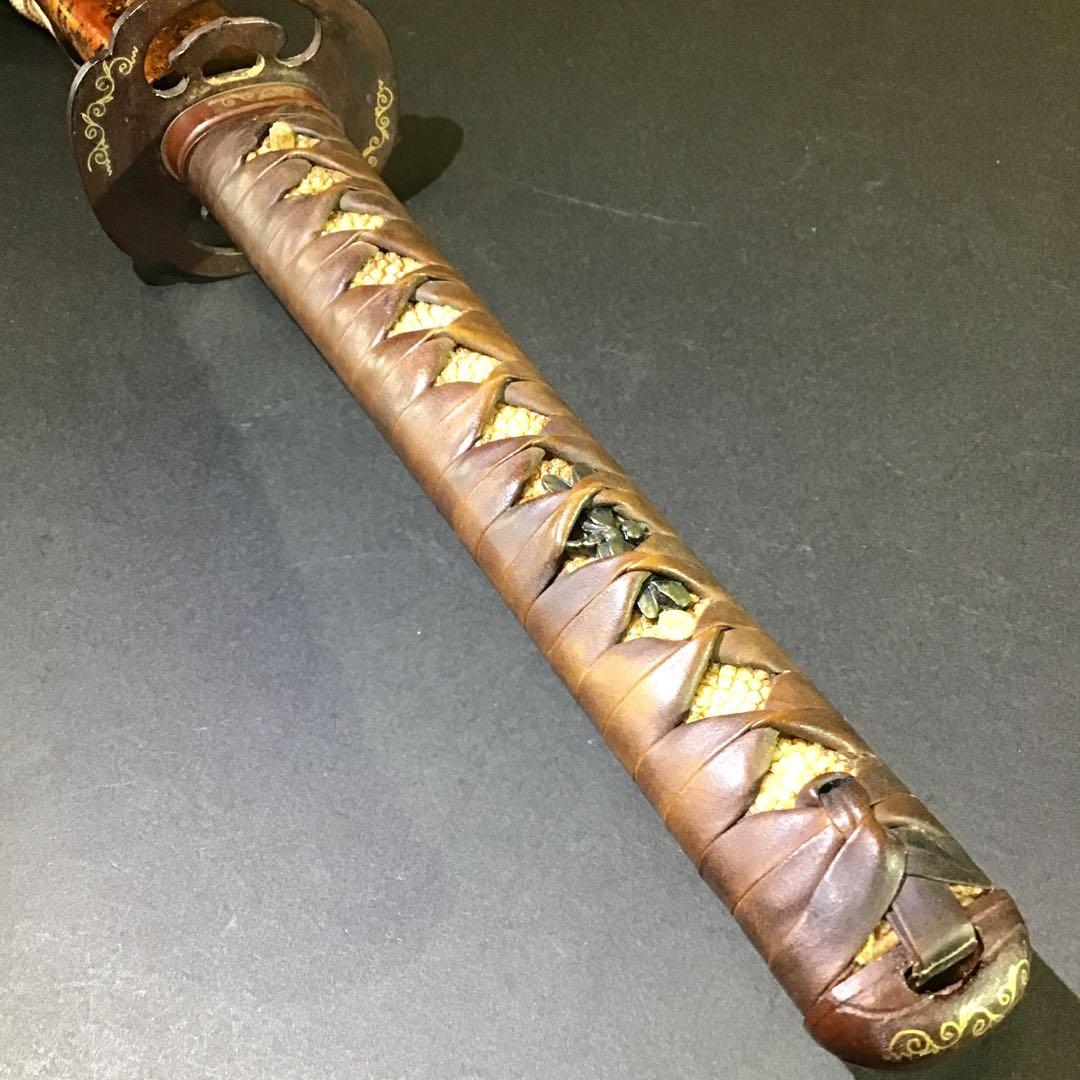 肥後拵　鍔　縁頭　象嵌　革巻柄　目貫勝虫　居合刀