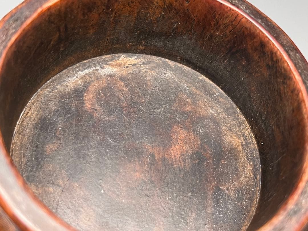 古美術　紫檀　黄花梨　木製香炉　手彫り　寿桃靈芝紋　香道具　三足　唐木　仏具