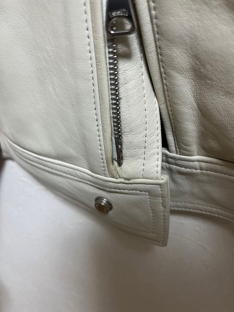 エンメティ シングルライダース　アンドレア　ラムレザー　アイボリー　50