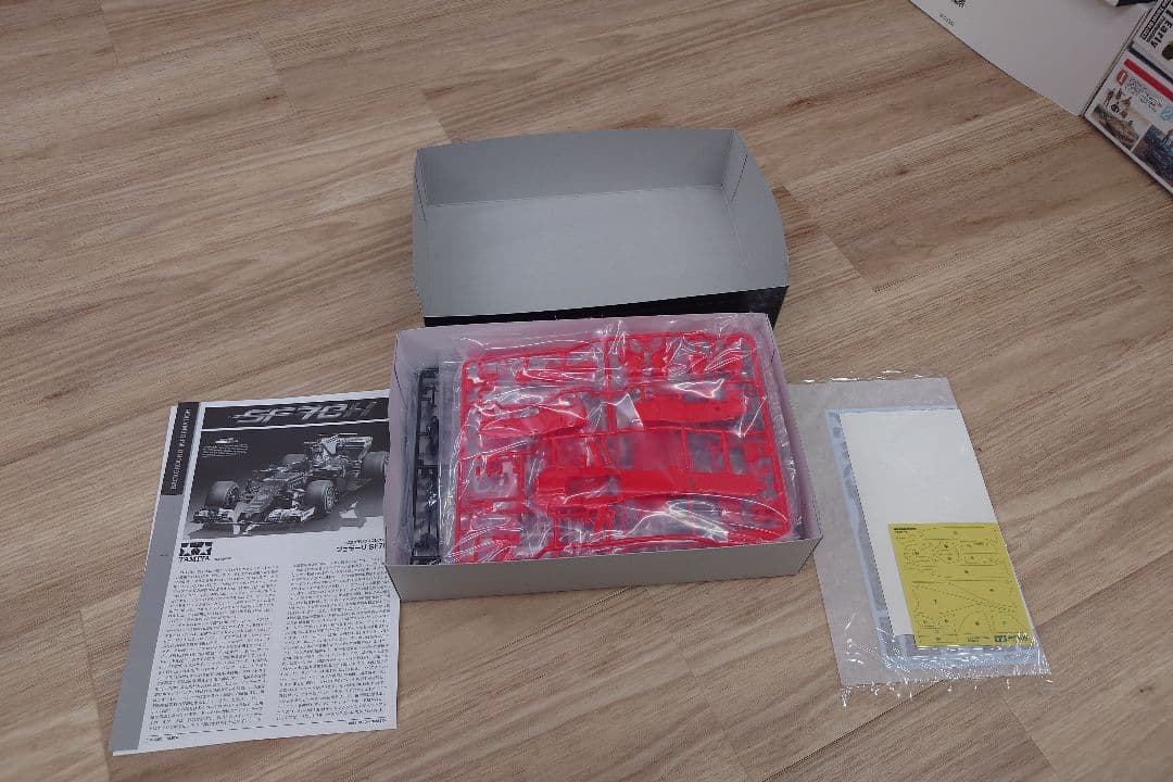 Tamiya 1/20 フェラーリ SF71H プラモデル
