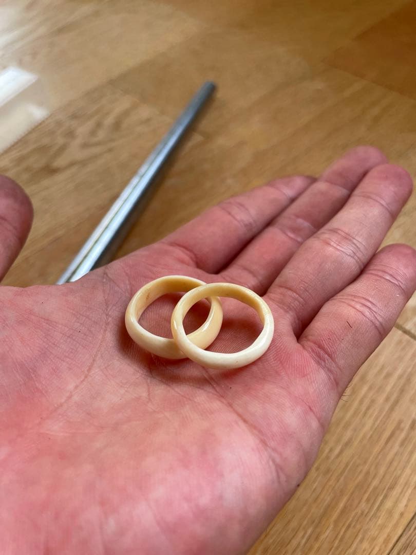 鯨歯リング　17.5〜17.8号マッコウ　抹香鯨　印材　根付け　ボーンカービング