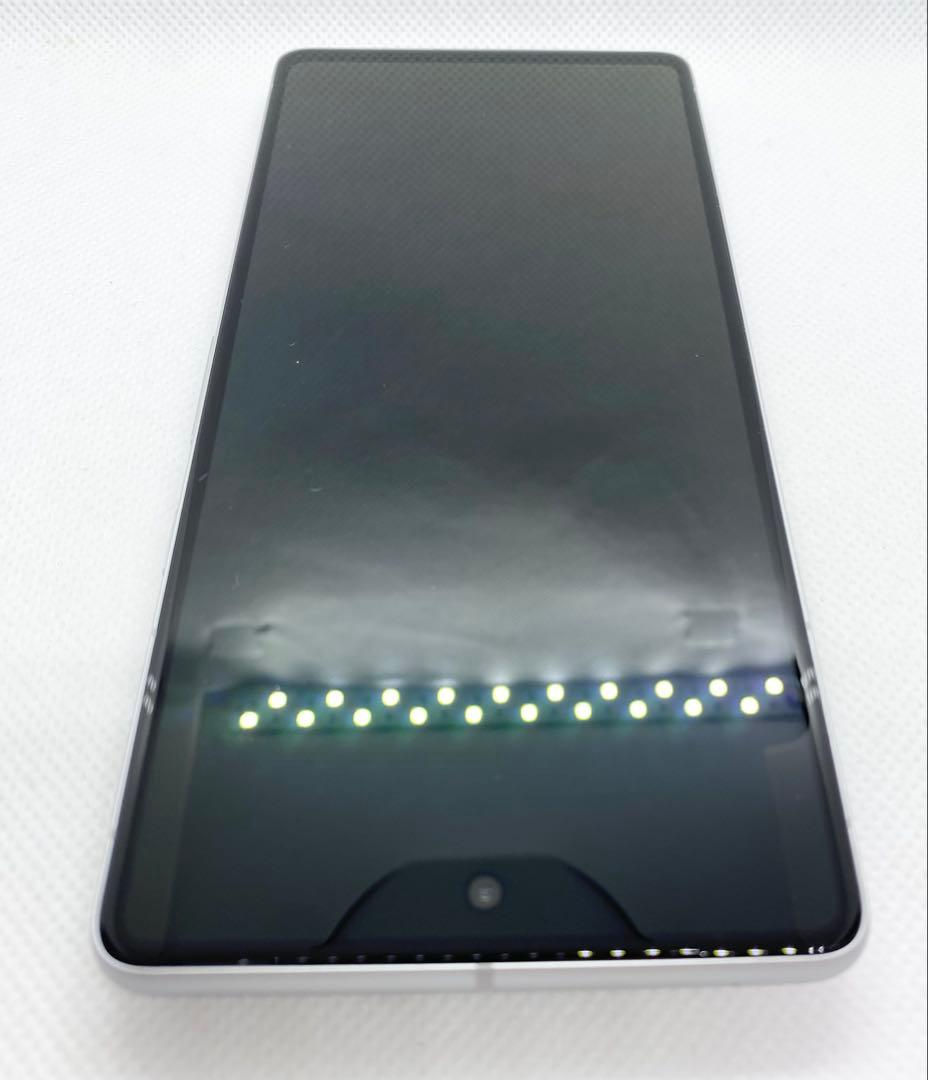 ほぼ未使用品　au Pixel7 128GB ホワイト　SIMフリー