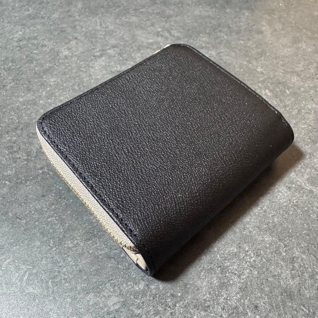 CLATHAS ブラック 二つ折り財布 クレイサス ラウンドファスナー