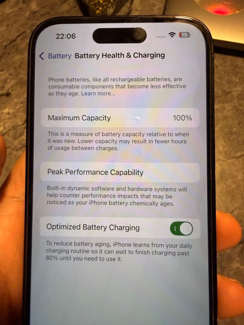 iPhone 14 Pro 128GB バッテリー100% スマホケース付き