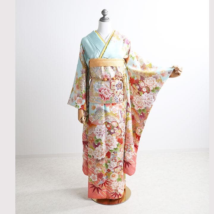 ◆正絹振袖６点セット◆水色ベースに古典柄振袖　 HKZ3120