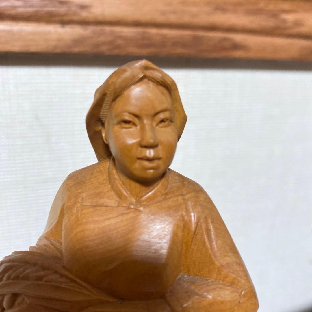 木製 女性像 彫刻 中国伝統衣装　文化大革命時代