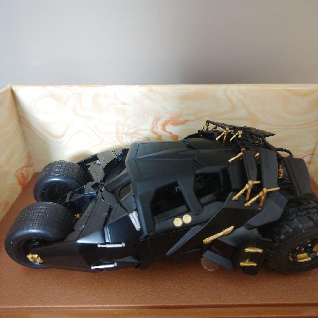 マテル　ホットウィール　1/18スケール　ダークナイト　バットモービル