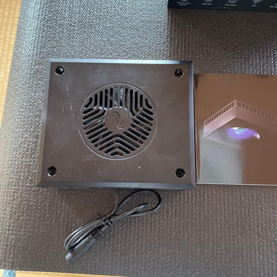 るい　RED SEA ReefLED 90 照明器具