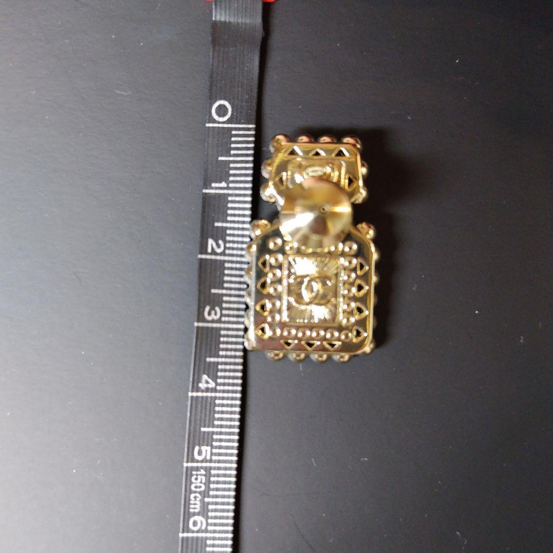 CHANEL　ピンブローチ　黒