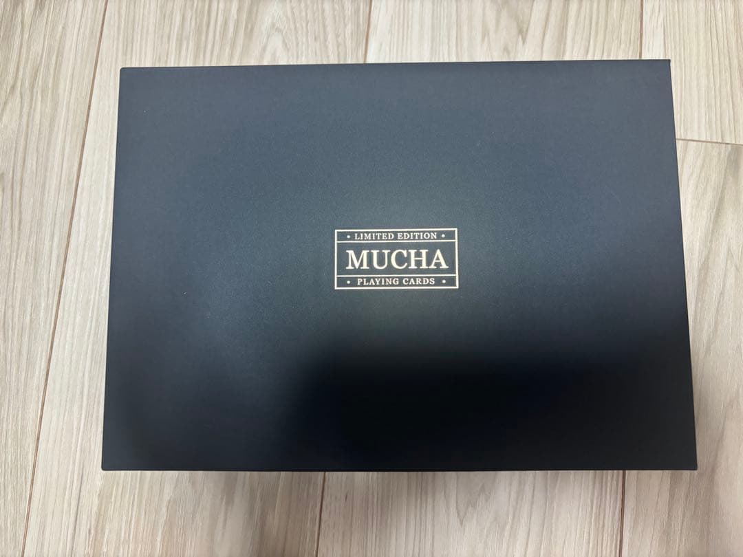 【未使用】限定生産ミュシャ高級トランプ Mucha Holo Boxset