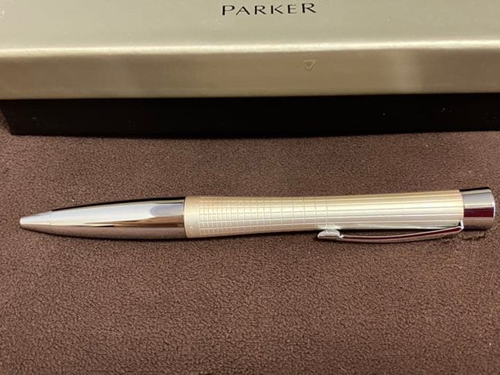 ⭐未使用　PARKERのボールペン