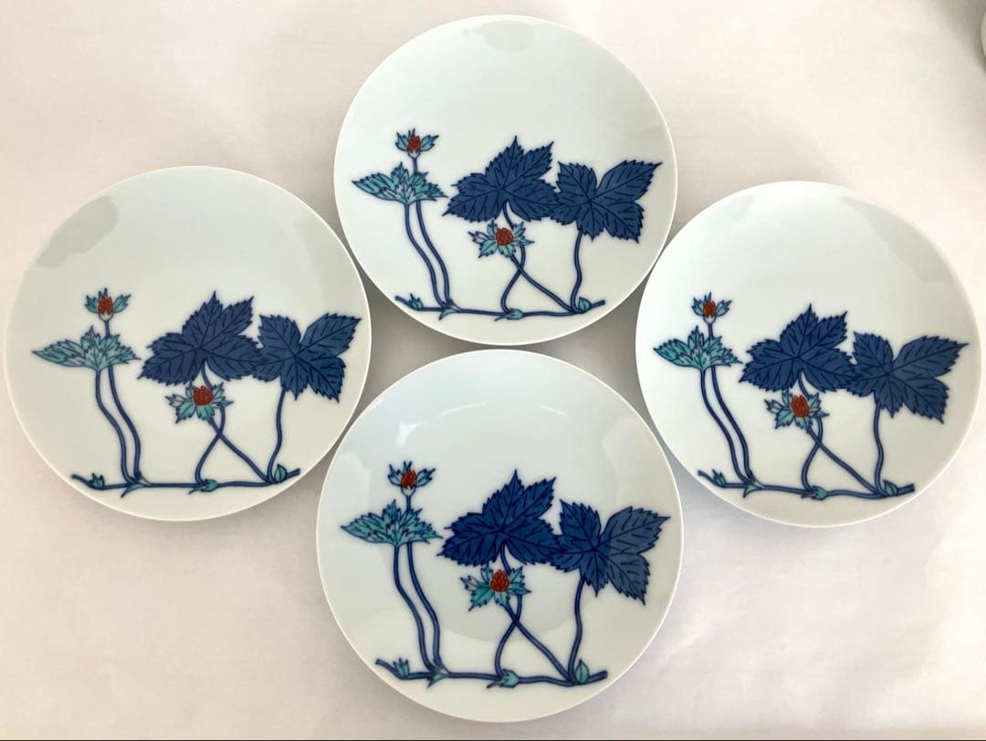 ④極美品★今泉今右衛門★4客★錦苺絵紅茶碗★カップ＆ソーサー★有田焼★ARITA