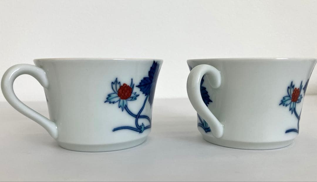 ④極美品★今泉今右衛門★4客★錦苺絵紅茶碗★カップ＆ソーサー★有田焼★ARITA