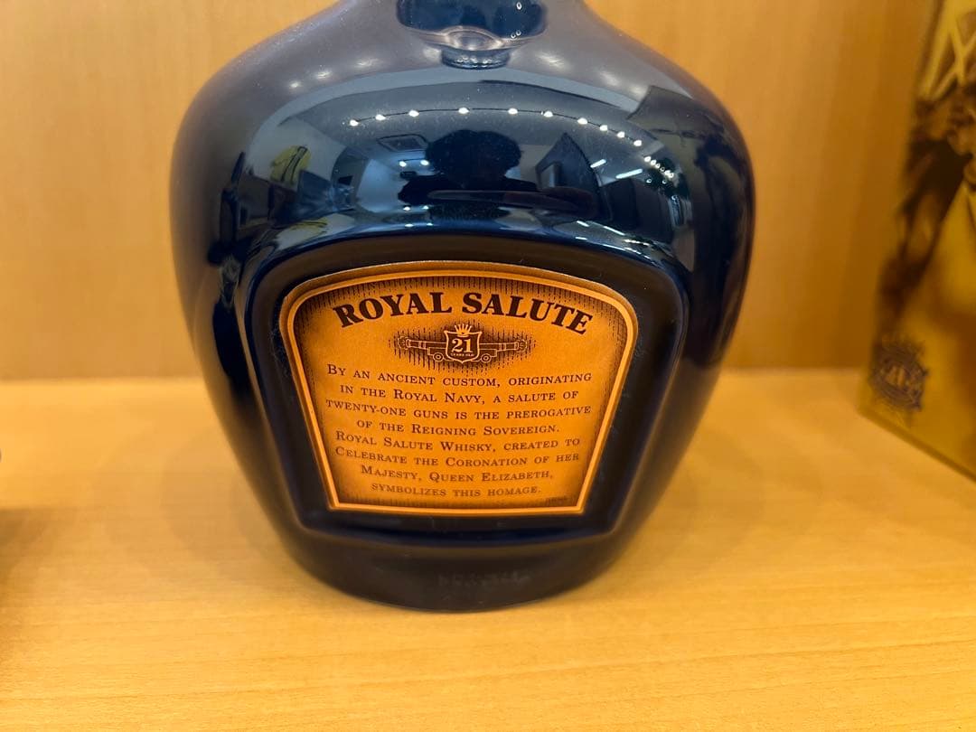よ*う様 ⚪︎未開栓美品 ロイヤルサルート21年 青陶器ボトル スコッチウィスキ