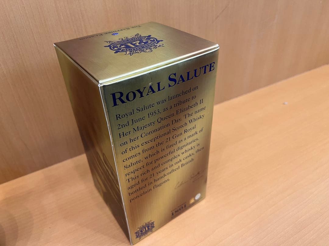 よ*う様 ⚪︎未開栓美品 ロイヤルサルート21年 青陶器ボトル スコッチウィスキ