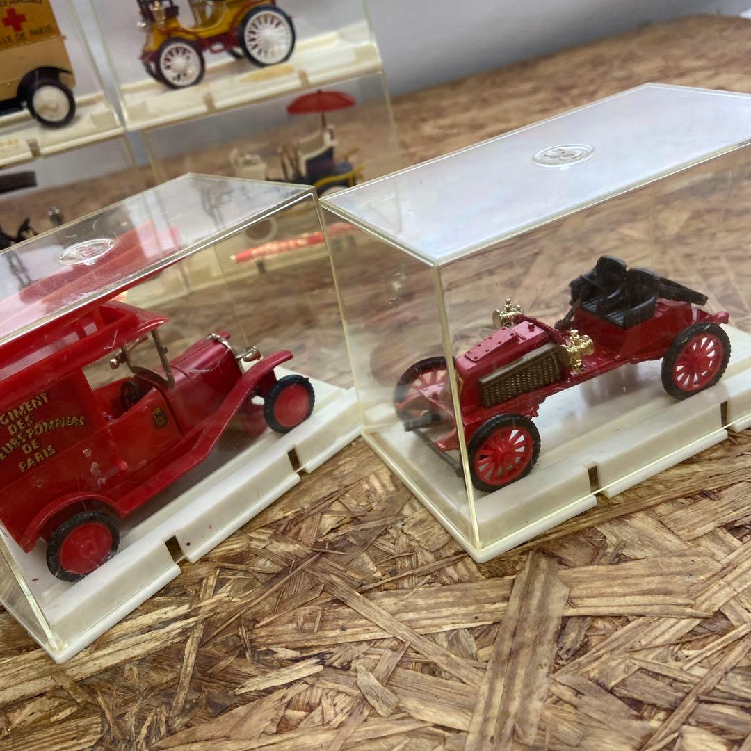 フランスサフィール製のミニカー　セット