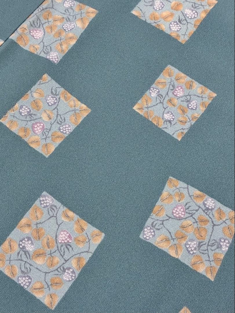 袷　小紋　苺の千代紙　裄70cm 正絹　半衿おまけ付き